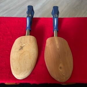 Rochester Shoe Tree Co. Travel Tree-Vintage- Made of Metal, Plastic & Cedar-Sz:M